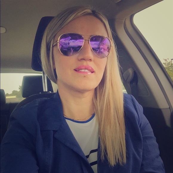 Meet your Posher, Tika - Picture 1 of 1